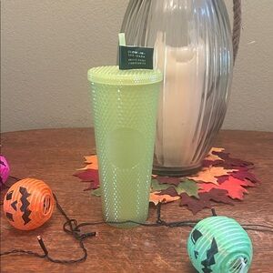 Starbucks 2022 Halloween 🎃 Lemongrass Glow in the Dark Studded Tumbler